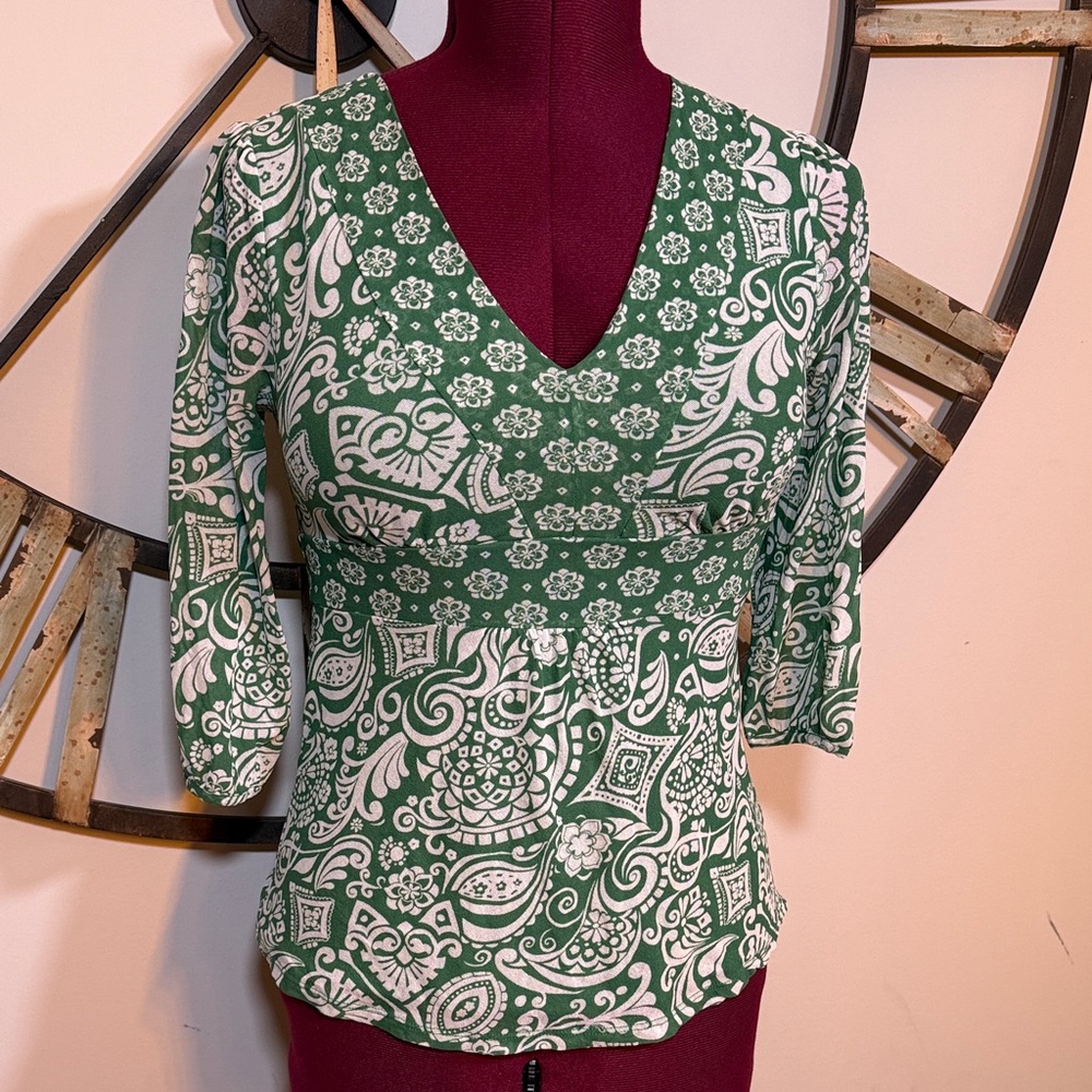 Apt. 9 Green & White Top